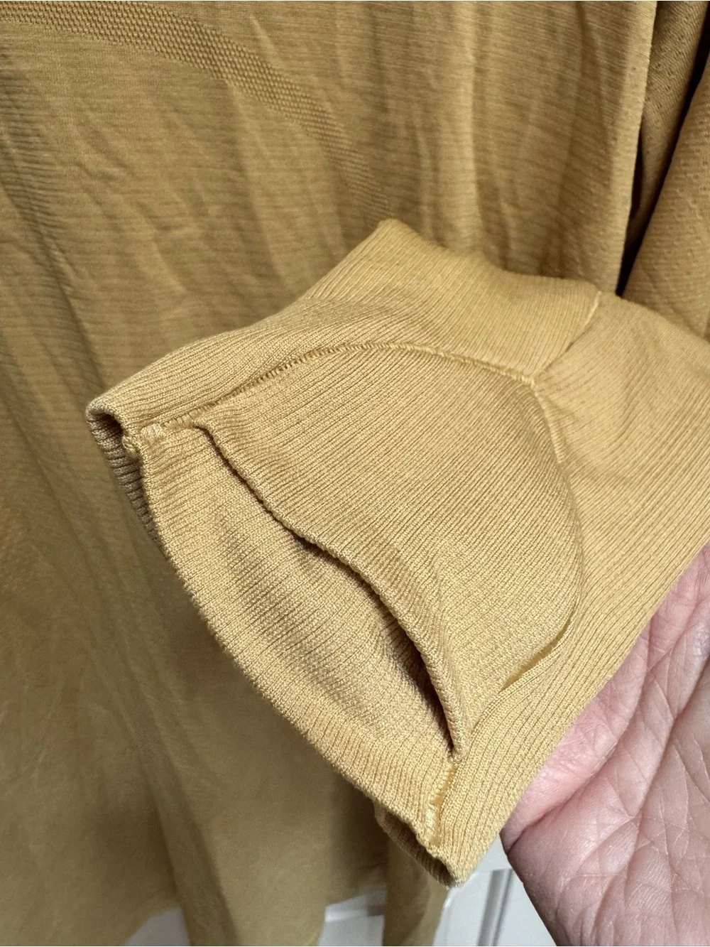 lululemon athletica Long Sleeve Crew Neck Top